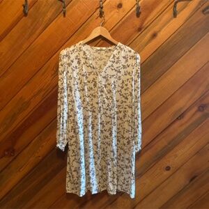 Floral, flowy, button down, white, midi, long sleeve Uniqlo dress.